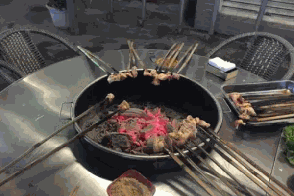 醉凉山火盆烧烤